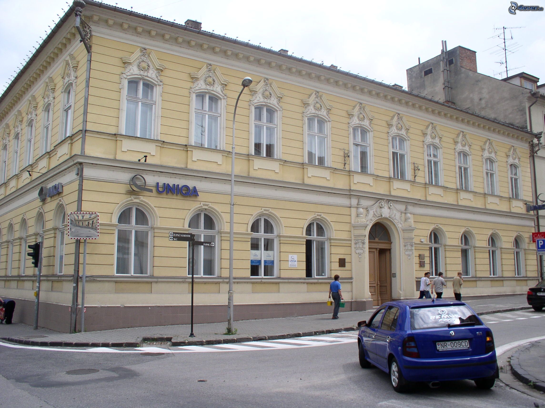 [obrazky.4ever.sk] banka, nitra 144469