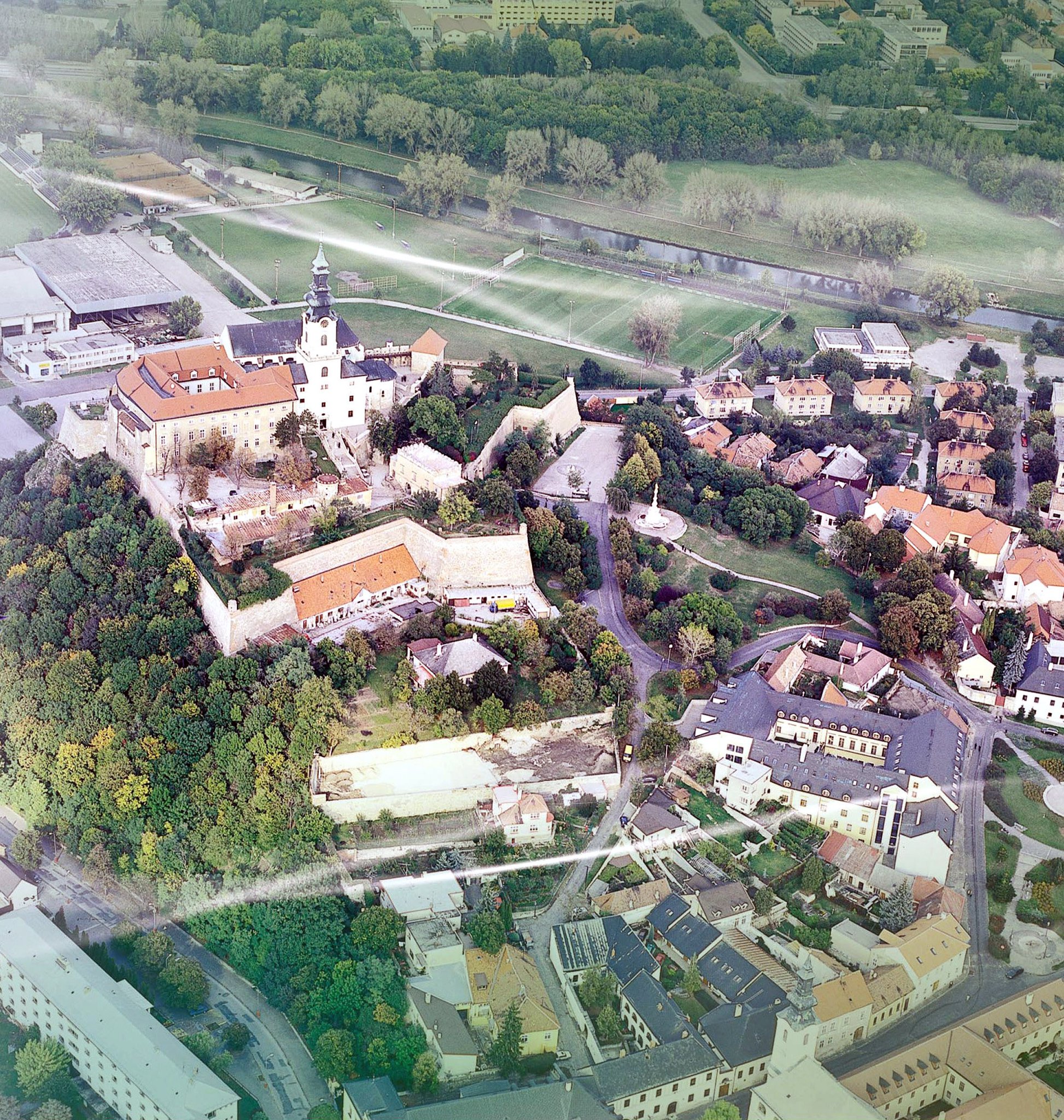 Hradný vrch z litadla
