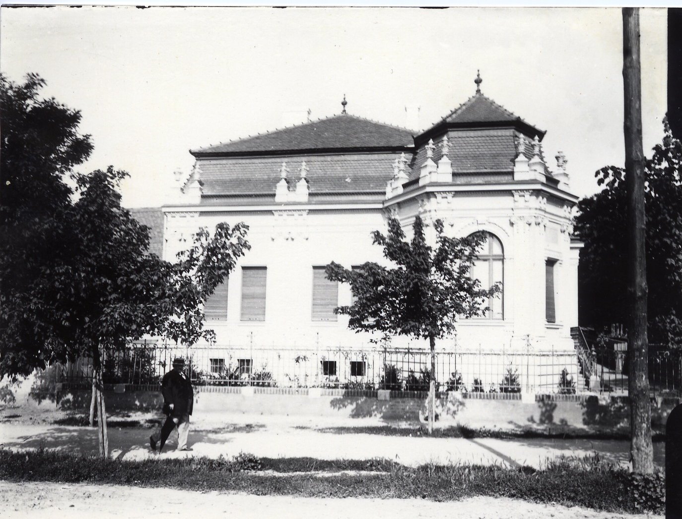 Centrum 33 Tomaschekova vila